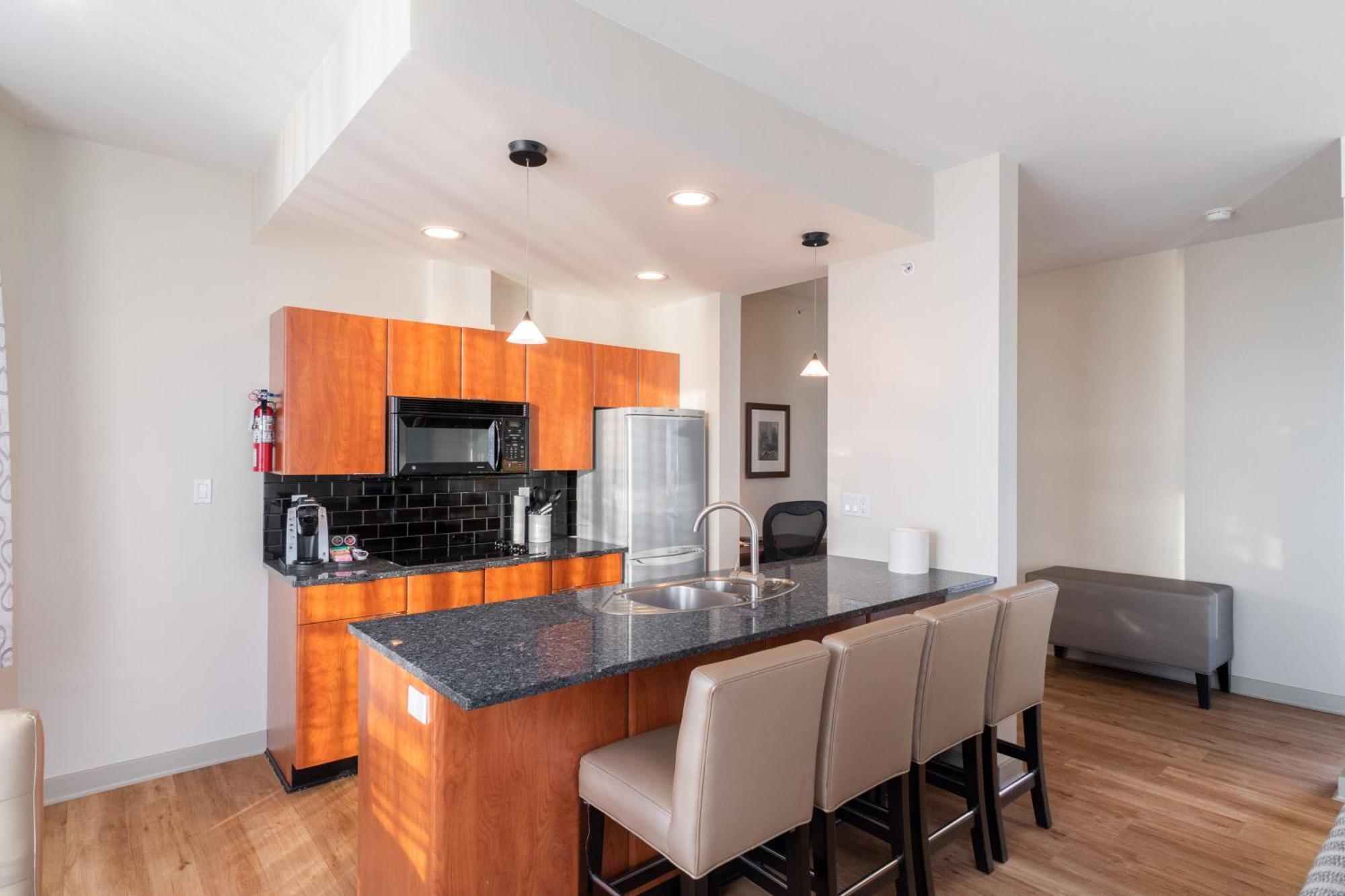 Ocean Promenade Hotel White Rock Rom bilde